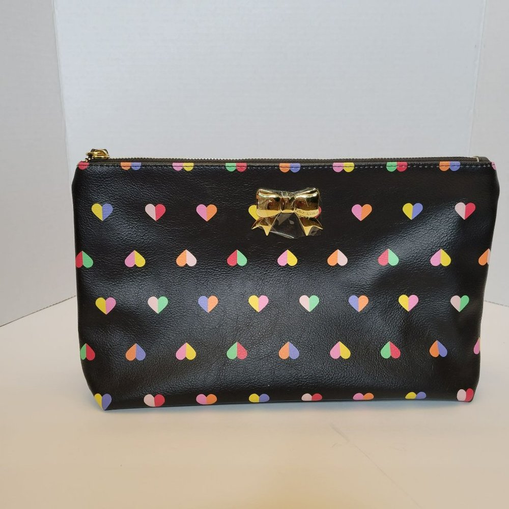 Betset Johnson Hearts Printed Pebble Zip Large Wristlet Black Makeup Case